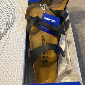 Birkenstock Women's Mayari, Black, Size 39 - BRAND NEW